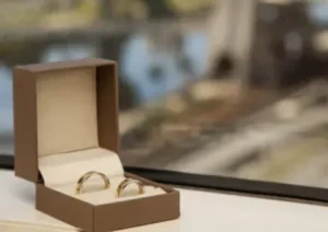 9 Jewelry Photography Tips for Sparkling Products